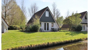 Vijverzicht 218 met whirlpool